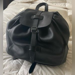 Gucci Black Leather Drawstring Backpack